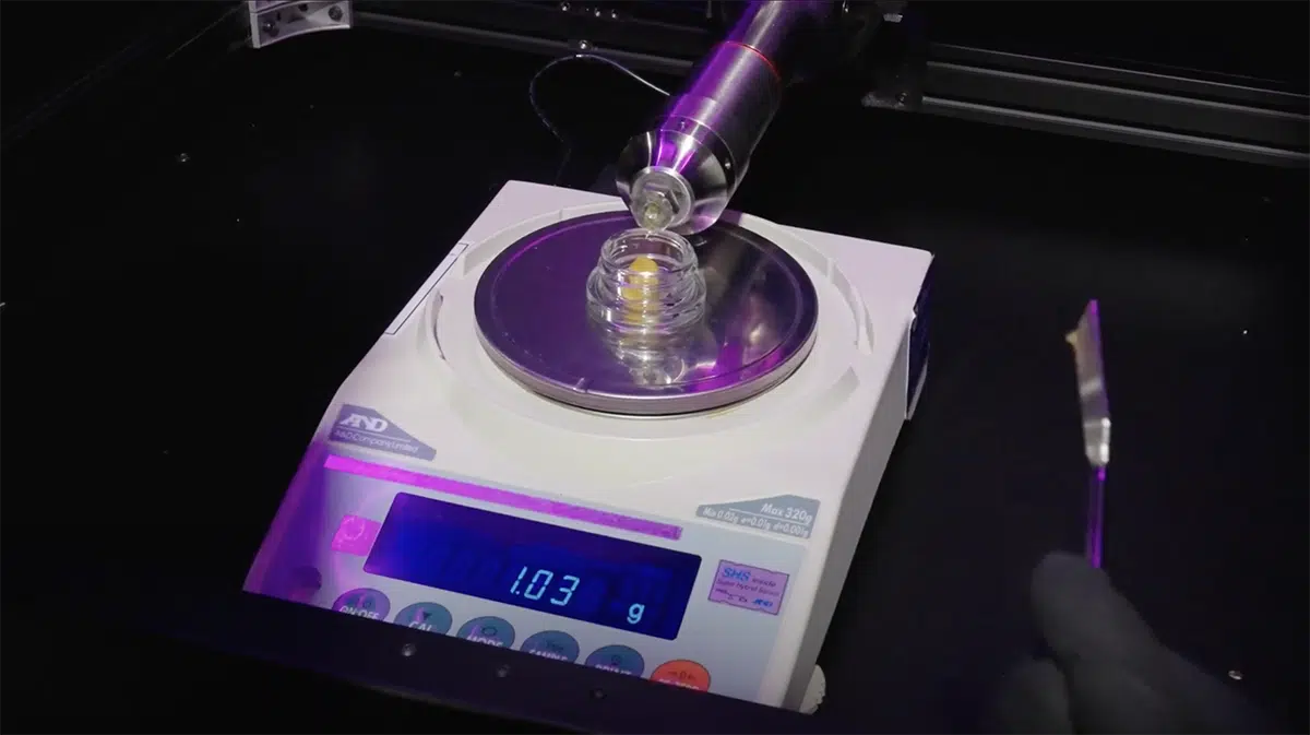 Dab Dispenser in Action